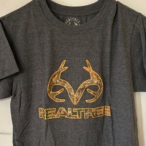 Realtree Gray Women’s T-Shirt
